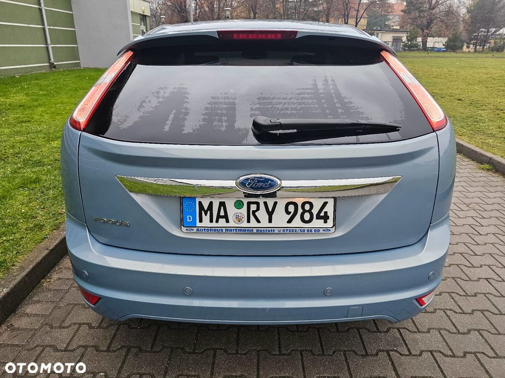 Ford Focus 1.6 16V Titanium - 20