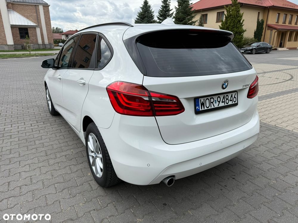 BMW Seria 2 216d - 7
