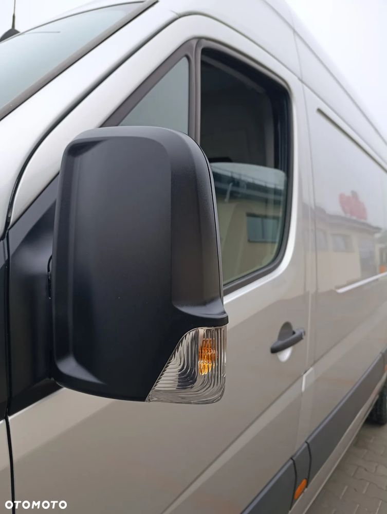 Volkswagen Crafter - 16