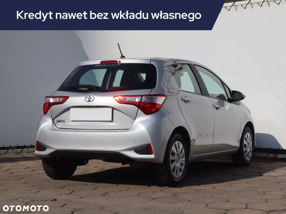 Toyota Yaris - 7