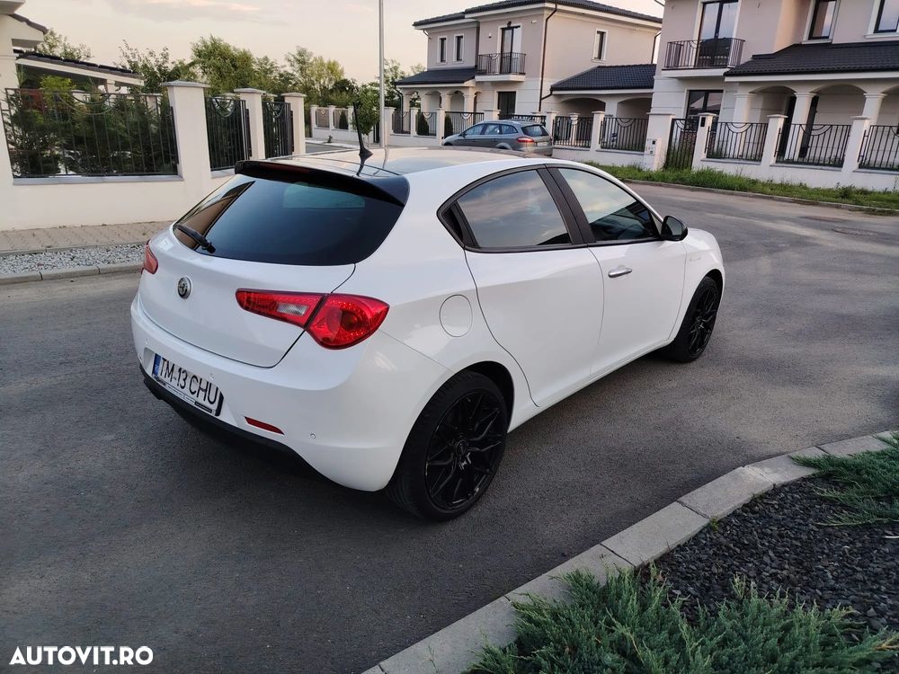 ALFA ROMEO Giulietta 2017 — imagine 3