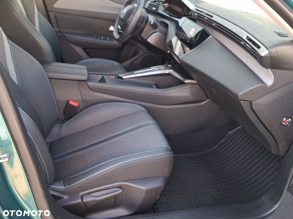 Peugeot 308 1.2 PureTech Allure S&S EAT8 - 22