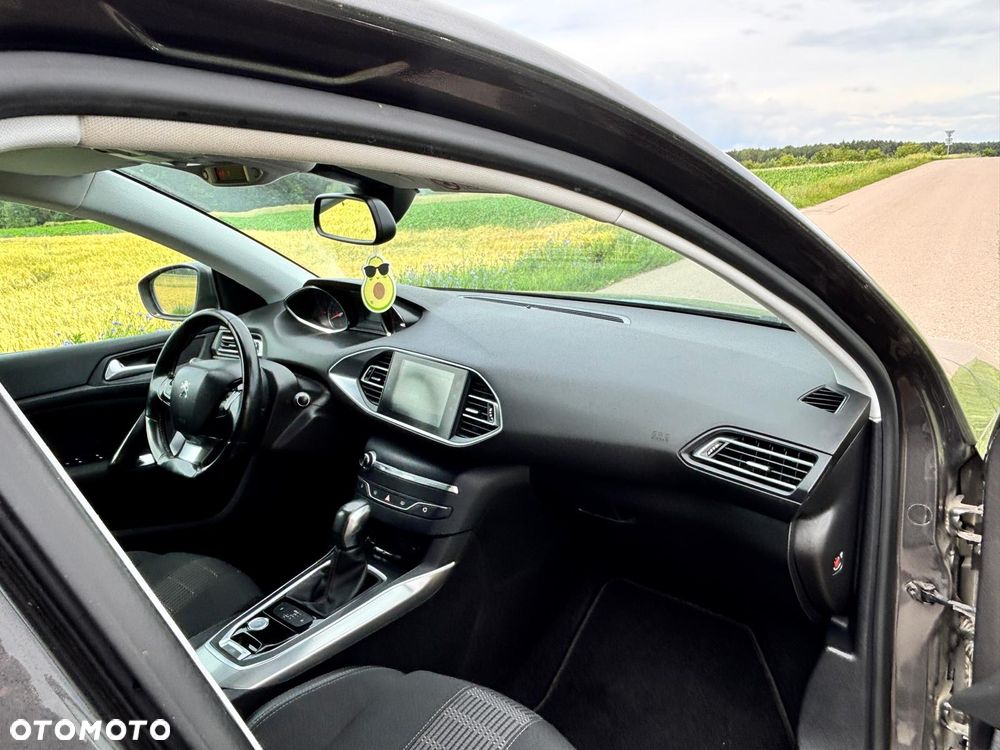 Peugeot 308 - 6