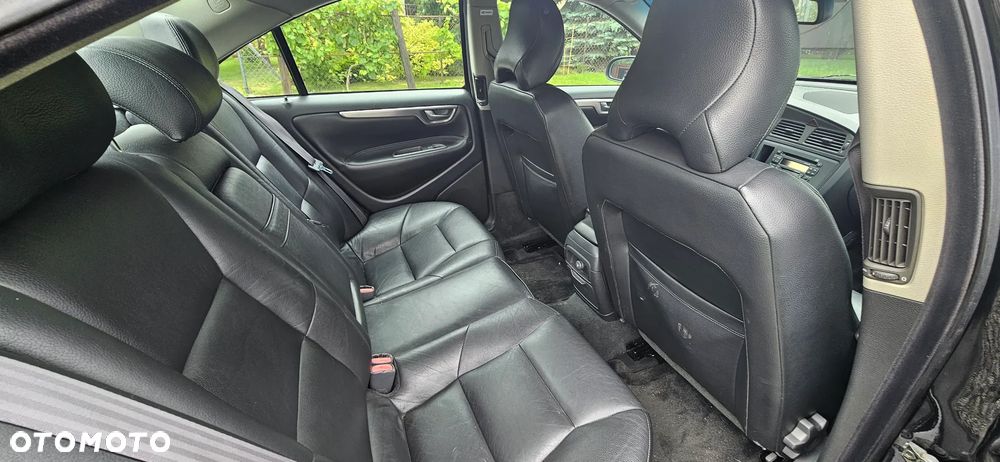 Volvo S60 2.4 - 6