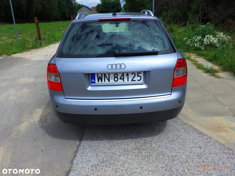 Audi A4 Avant 2.5 TDI - 4