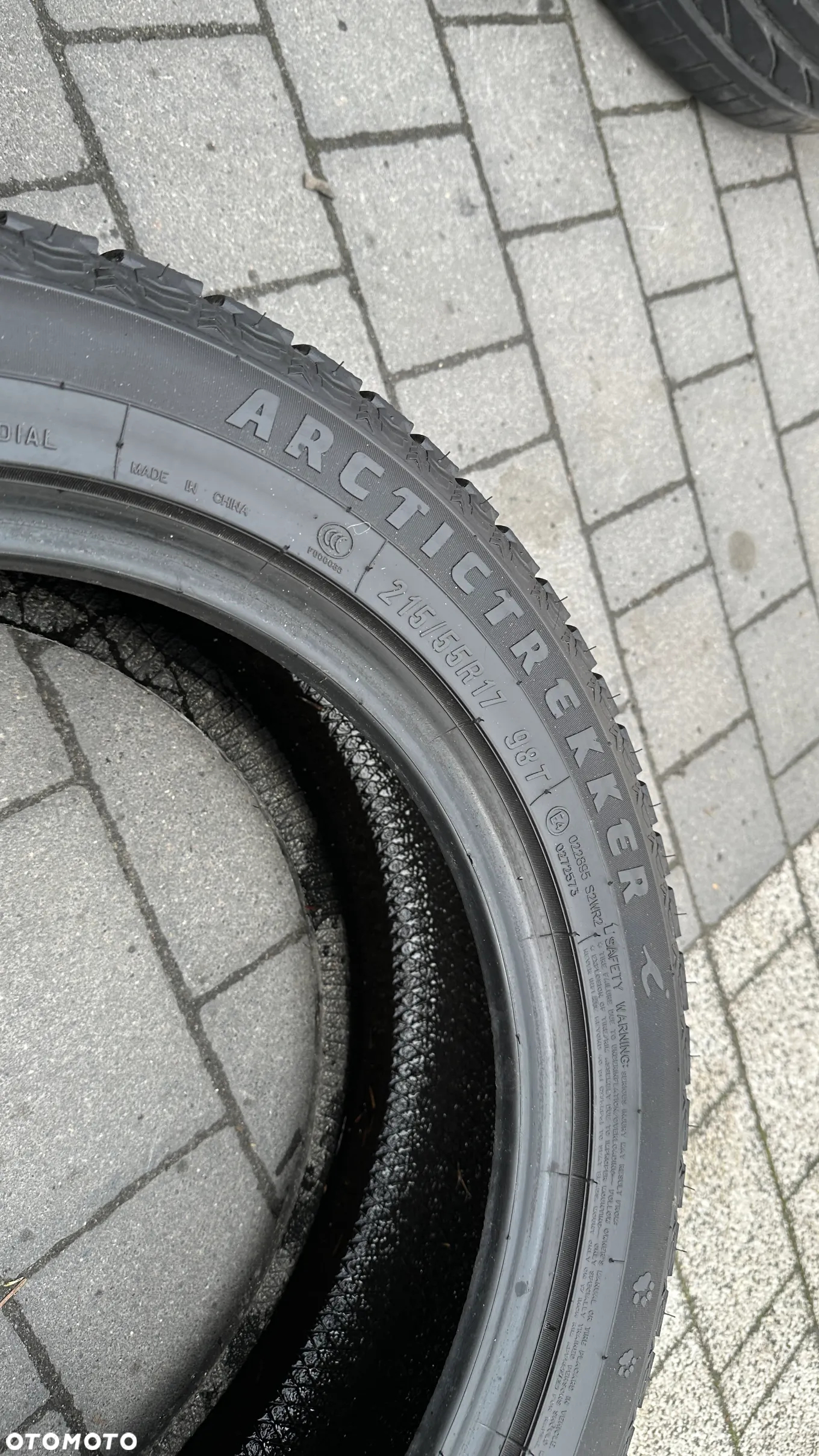 2szt 215/55 r17 Opony Maxxis Arctictrekker opona - 7