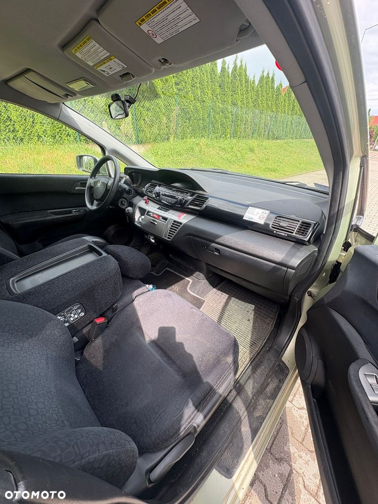Honda FR-V 2.0 Comfort - 16