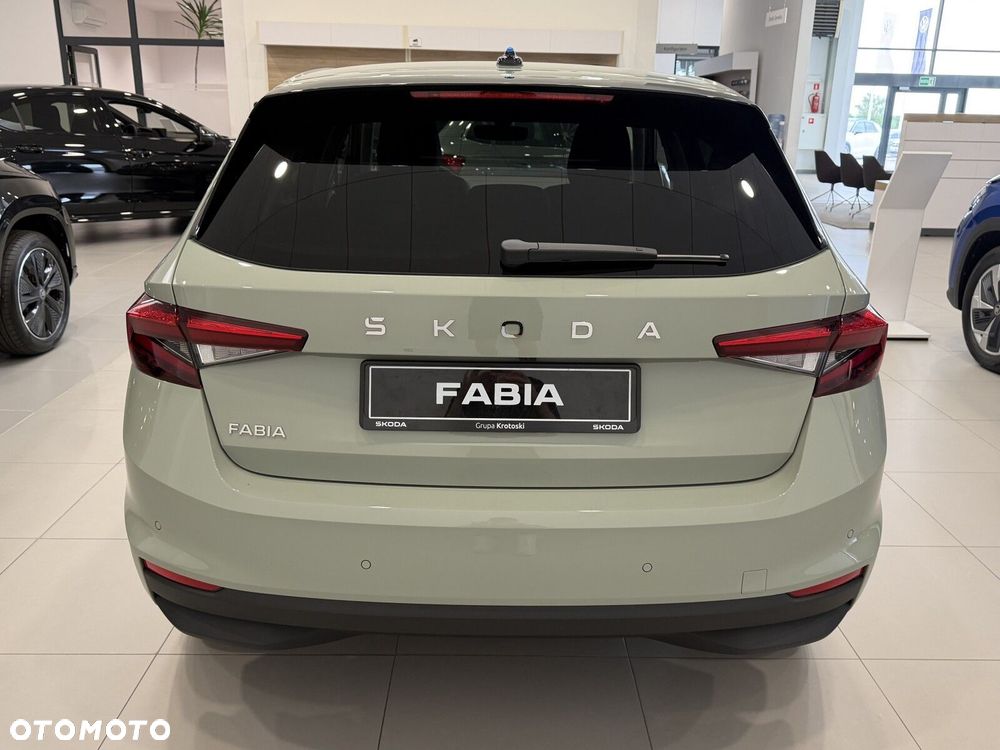 Skoda Fabia 1.0 TSI Drive DSG - 6