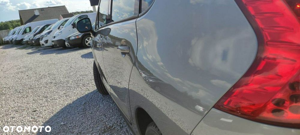 Peugeot 3008 HDi 150 Active - 16