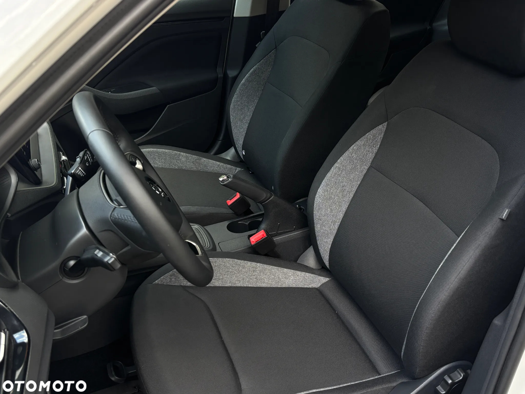 Skoda Kamiq 1.0 TSI Essence - 9