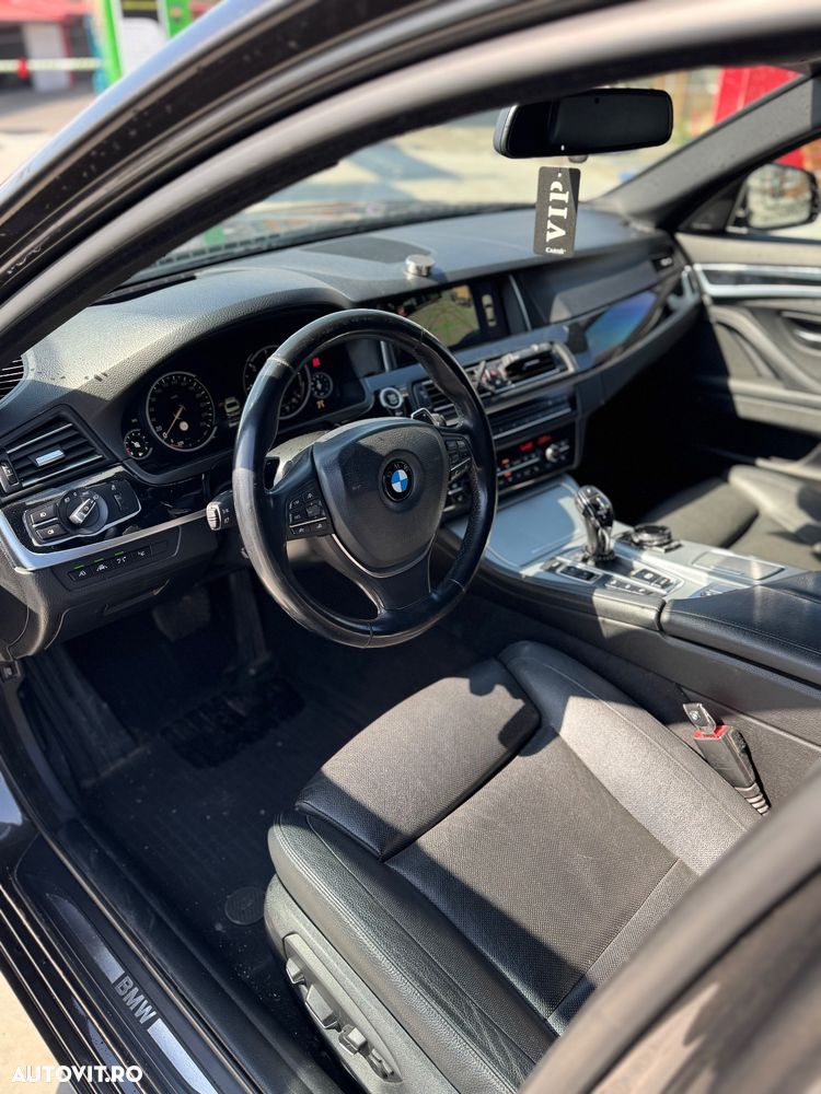 BMW Seria 5 535d xDrive - 13