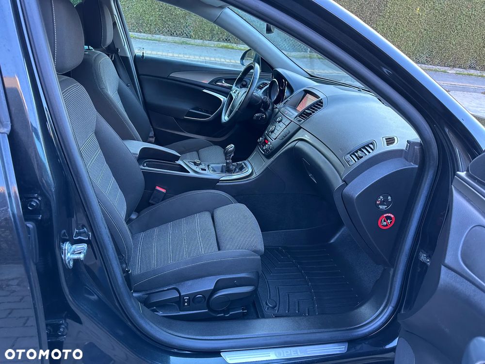 Opel Insignia 2.0 CDTI Design Edition - 16