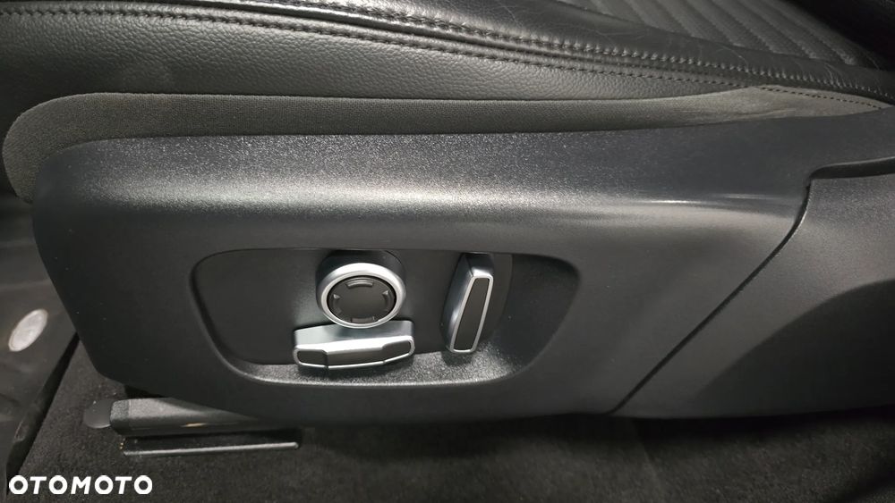 Land Rover Discovery Sport D200 Dynamic S - 12