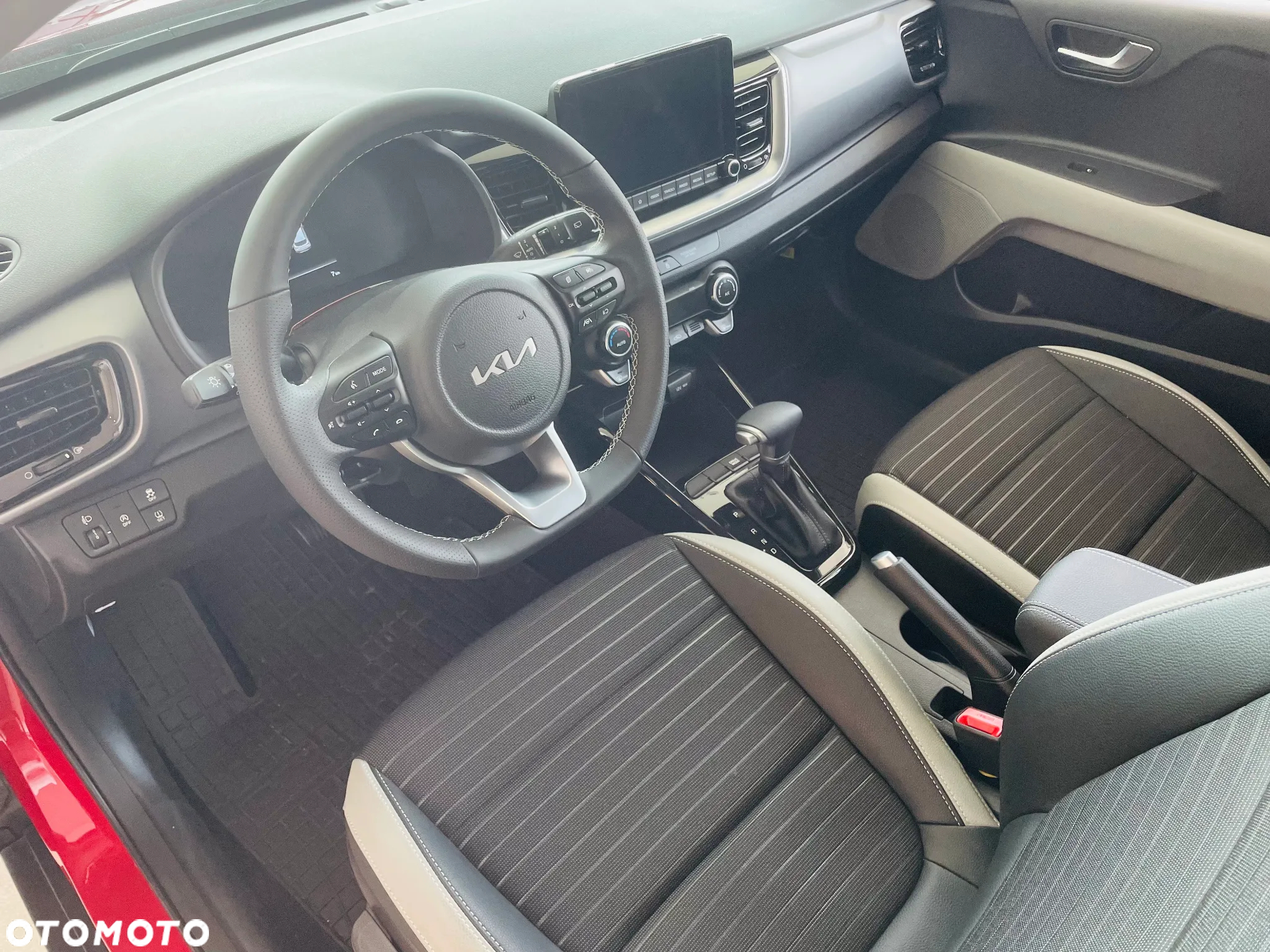Kia Stonic 1.0 T-GDI L DCT - 6