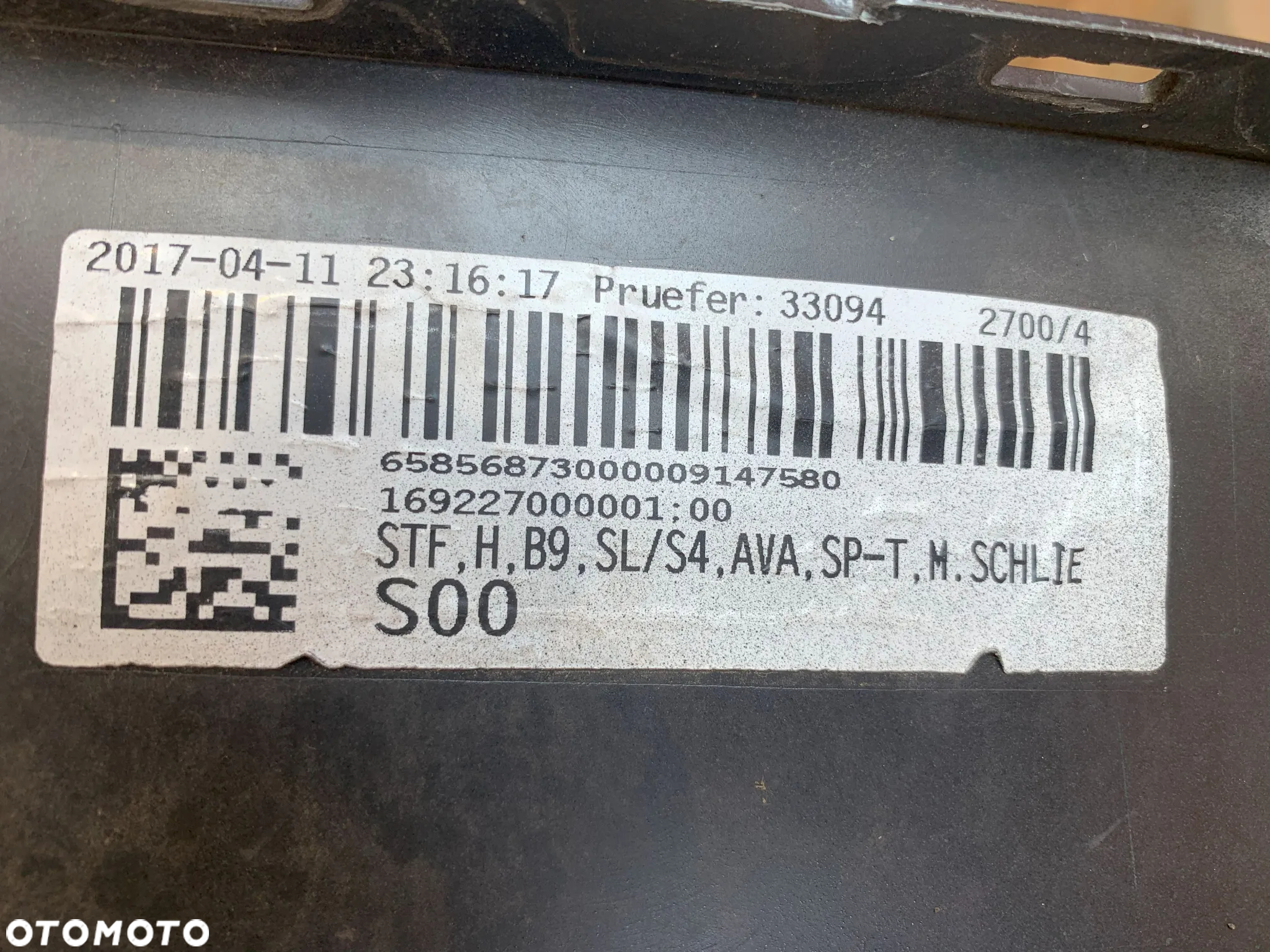 Audi A4 S-Line 15-19r Zderzak tyl tylny kombi PDC a 4 - 8