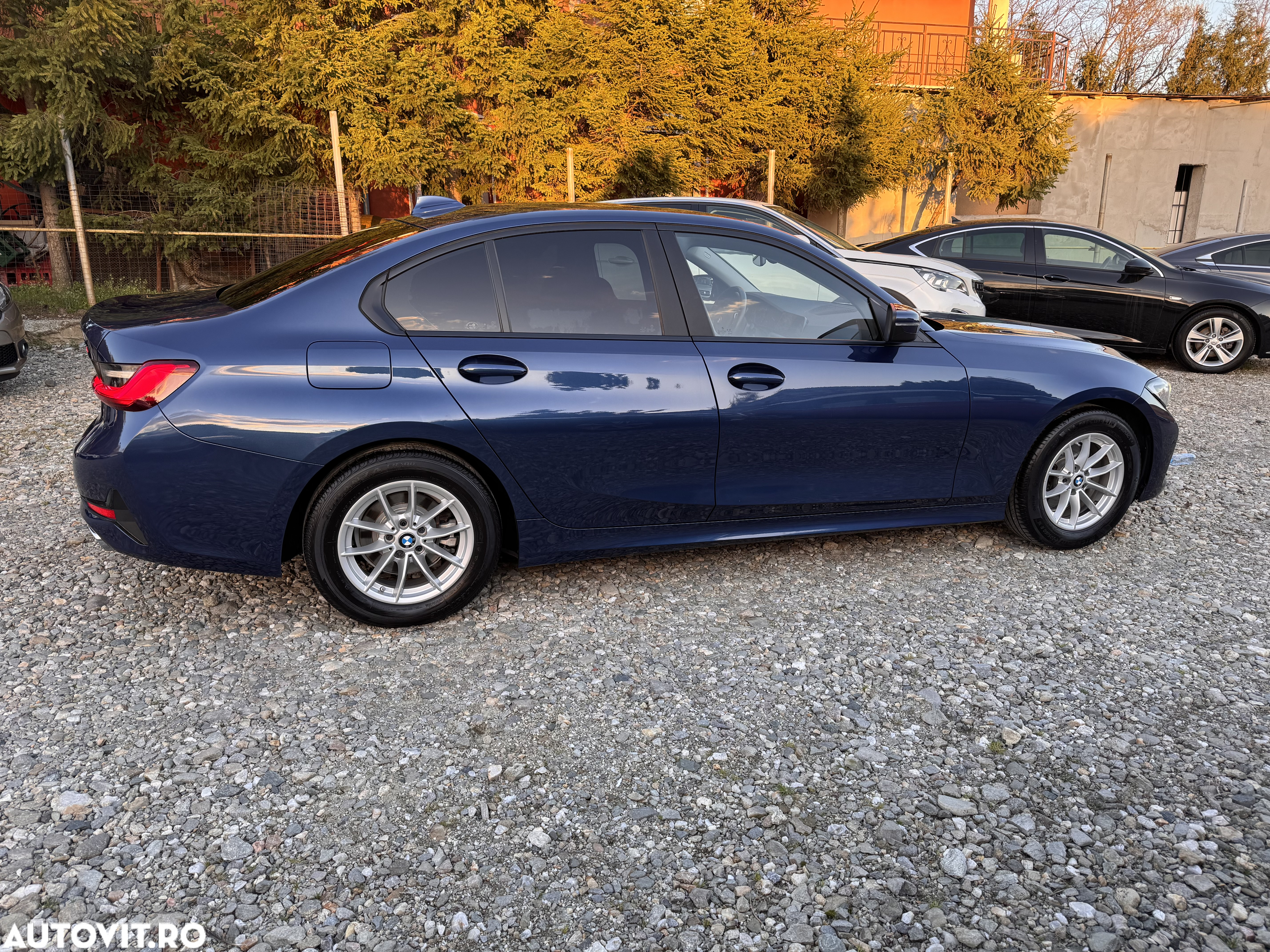 BMW Seria 3 320d AT MHEV - 30