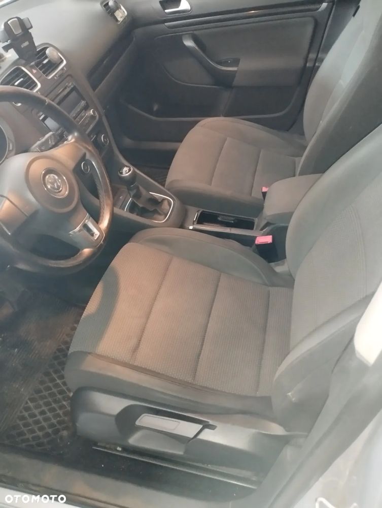 Volkswagen Golf VI 1.6 TDI Comfortline - 12