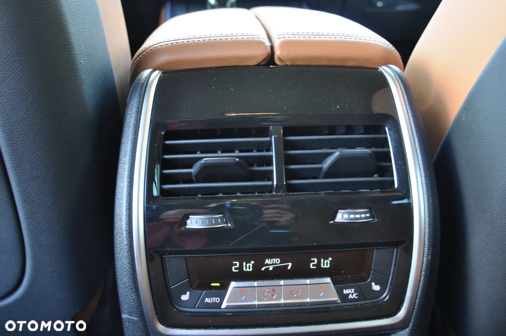 BMW X5 xDrive40i - 17