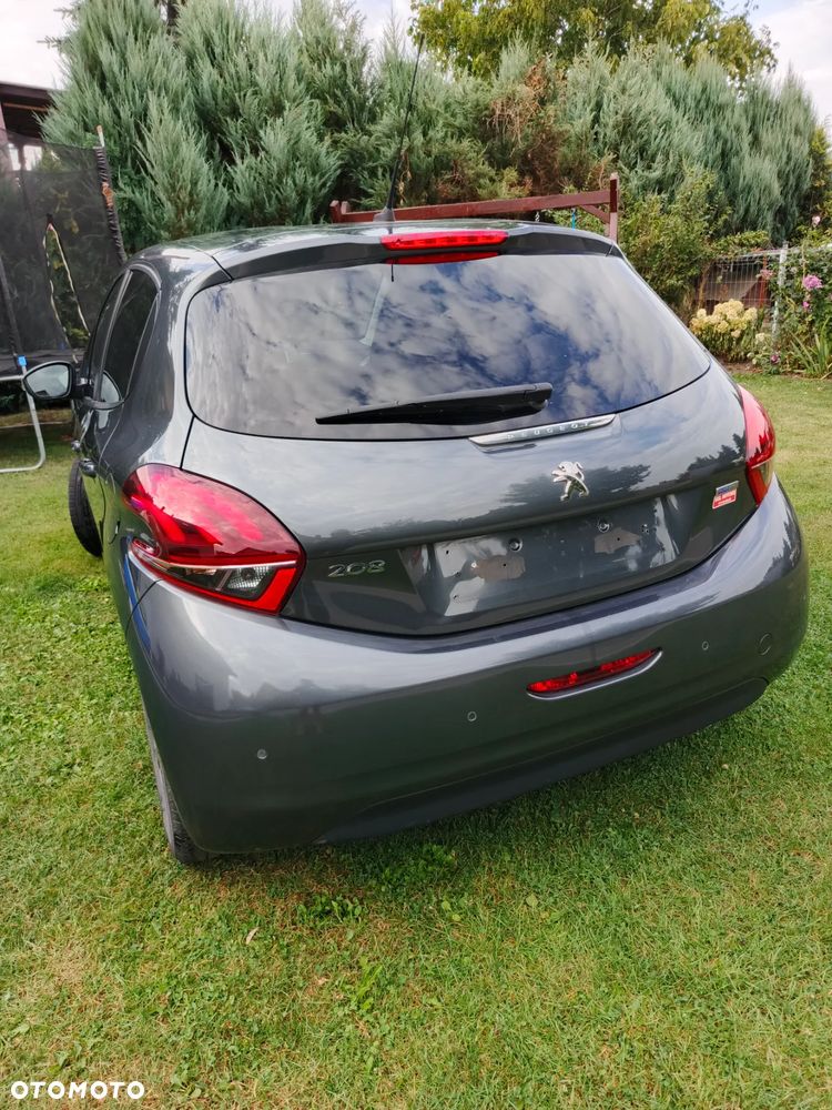 Peugeot 208 1.2 PureTech Style - 5