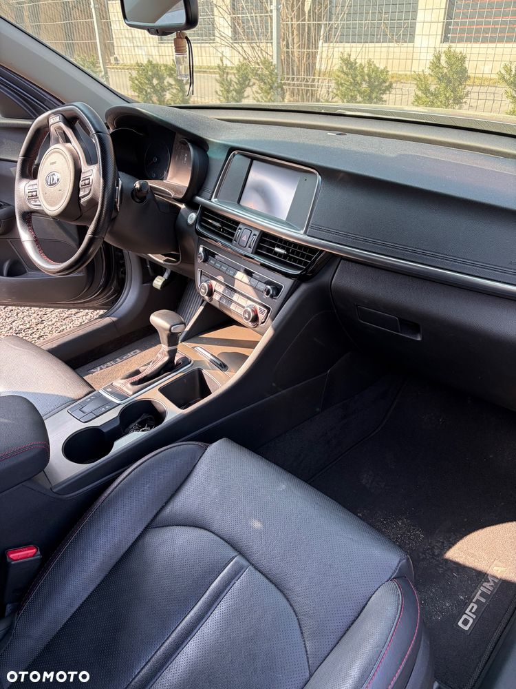 Kia Optima 2.0 T-GDI GT - 8
