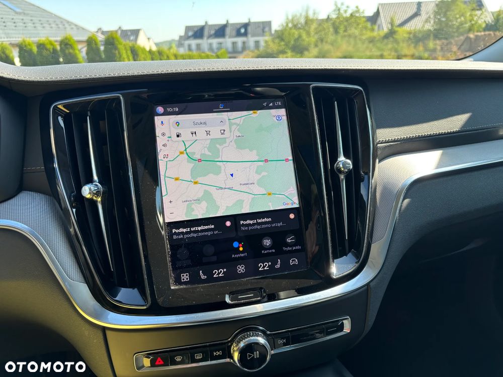 Volvo V60 Cross Country B4 D AWD Ultimate - 17