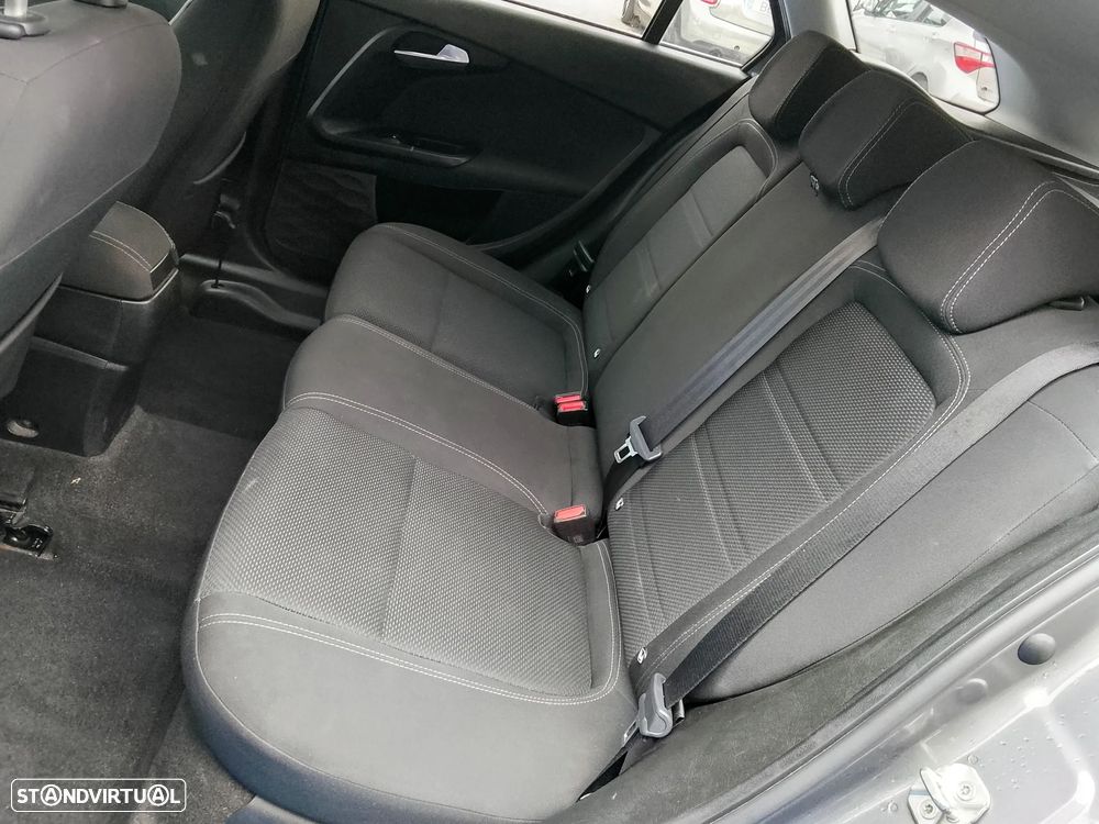 Fiat Tipo Station Wagon 1.0 GSE T3 City Life - 17
