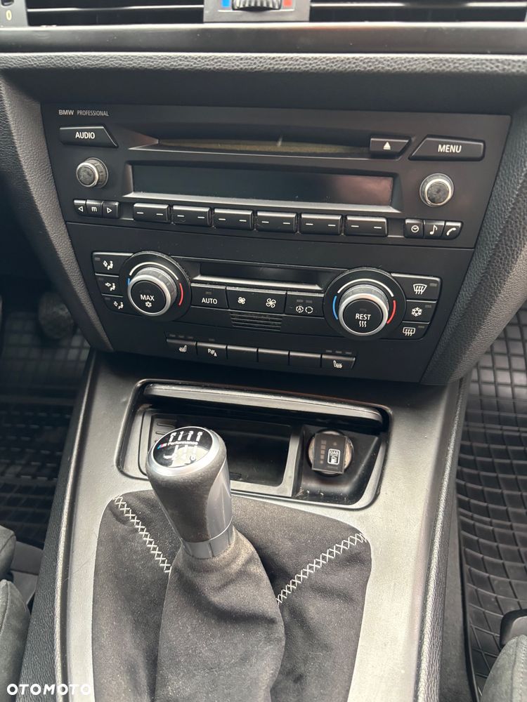 BMW Seria 3 318i - 12