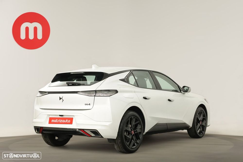 DS DS4 4 1.2 PureTech Performance Line EAT8 - 4