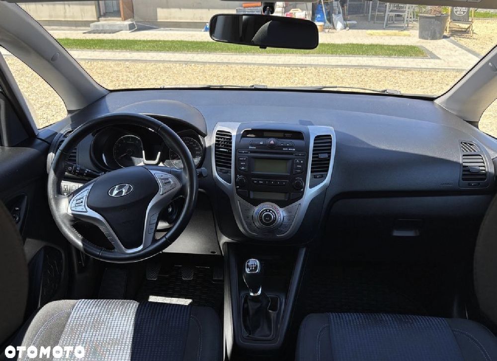 Hyundai ix20 1.4 blue - 16