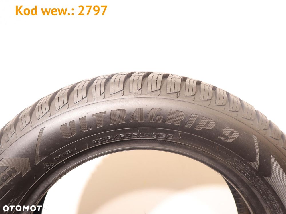 Goodyear Ultra Grip 9 - 205/60 R16 - 5