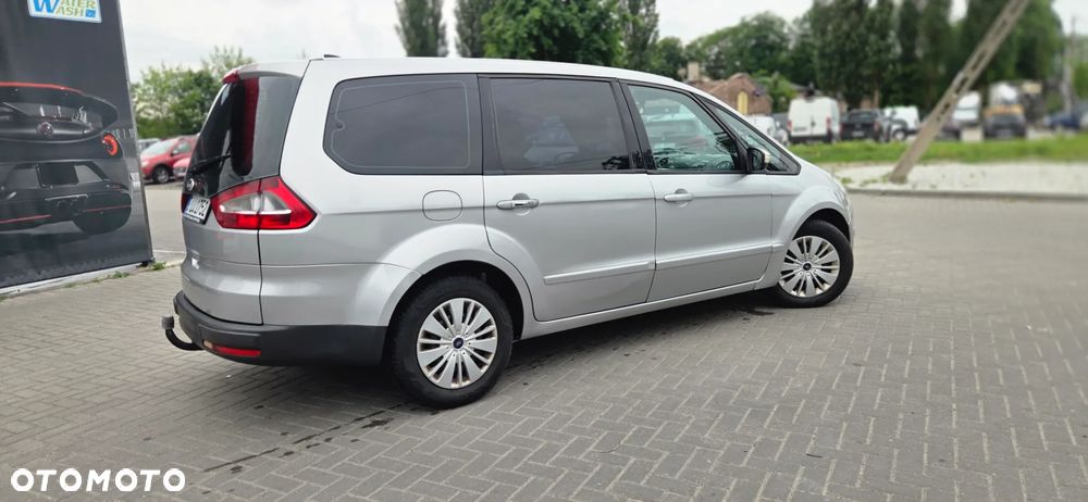 Ford Galaxy 2.0 TDCi Ghia - 16