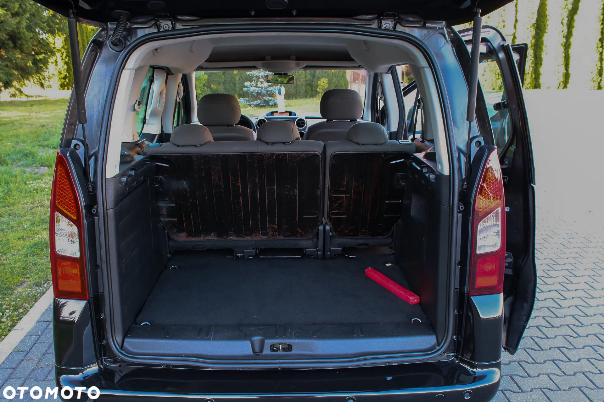 Citroën Berlingo Multispace e-HDi 90 FAP EGS6 Exclusive - 40
