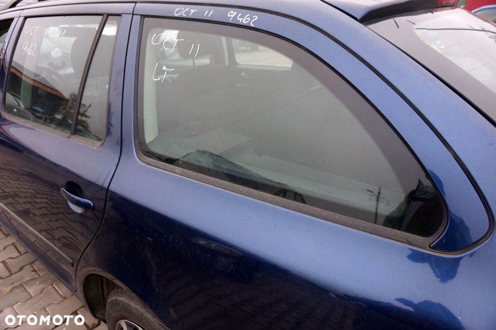 SZYBA KAROSERYJNA TYLNA LEWA BOCZNA OCTAVIA II KOMBI  SKODA 2004-2008 - 3