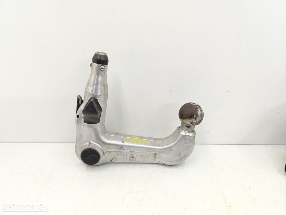 ENGATE REBOQUE AUDI A6 AVANT 4B5 - 1