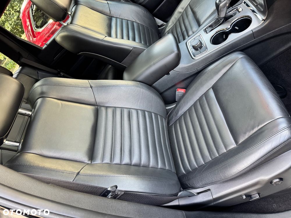 Jeep Grand Cherokee - 8