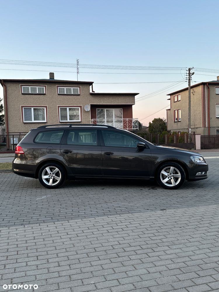 Volkswagen Passat 1.6 TDI Trendline - 6