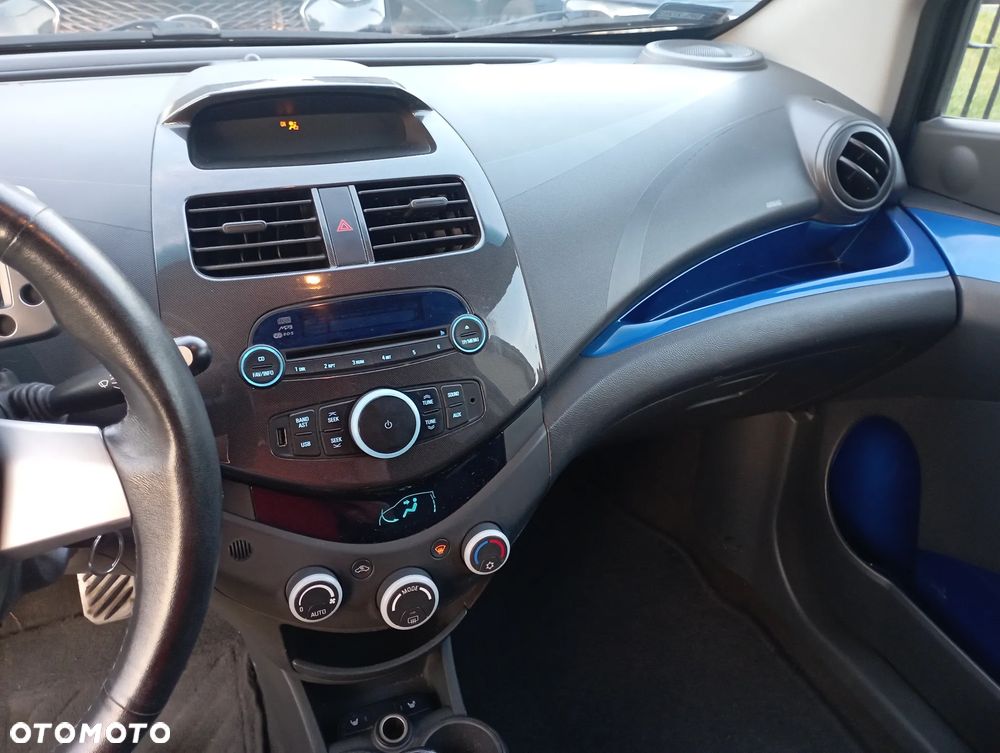 Chevrolet Spark 1.2 LT+ - 10