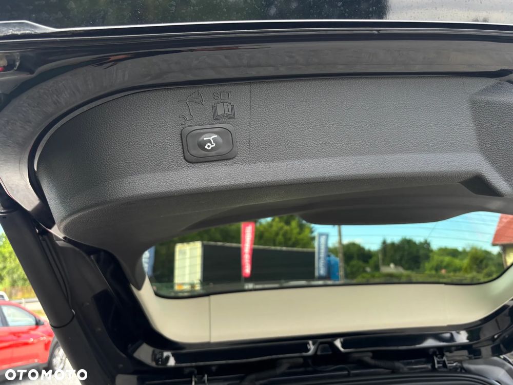 Ford Kuga 2.0 TDCi 4x4 Business Edition - 28