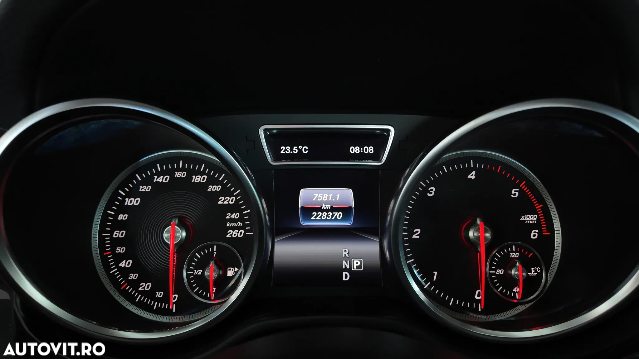 Mercedes-Benz GLE 350 d 4Matic 9G-TRONIC - 23