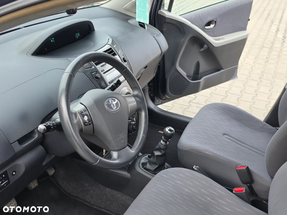 Toyota Yaris 1.33 Sol - 16