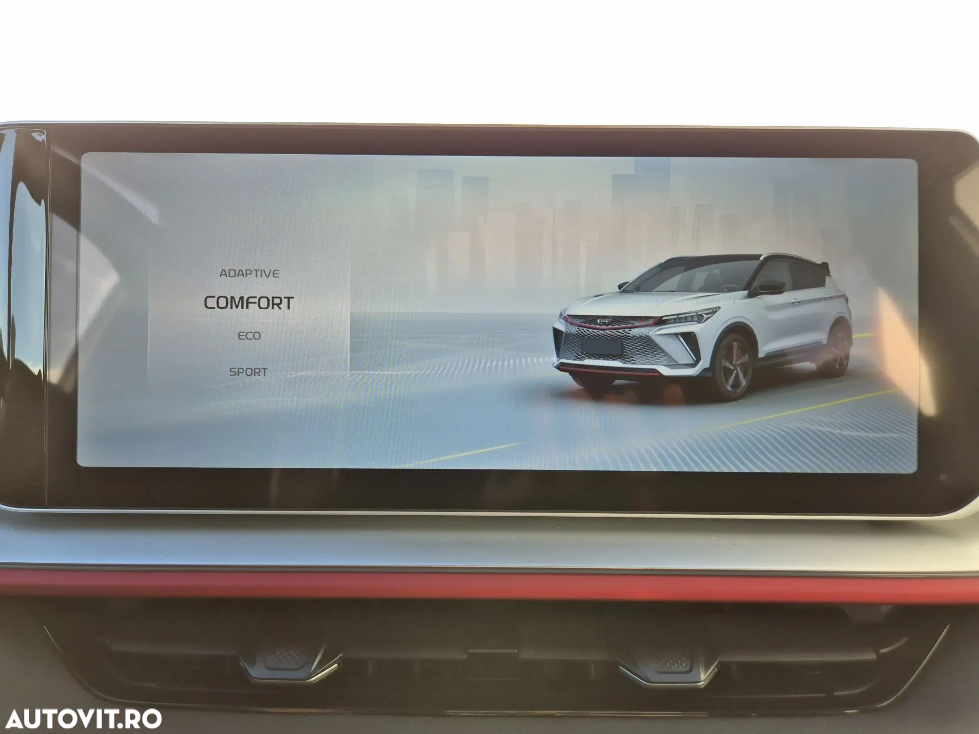 Geely Coolray - 36