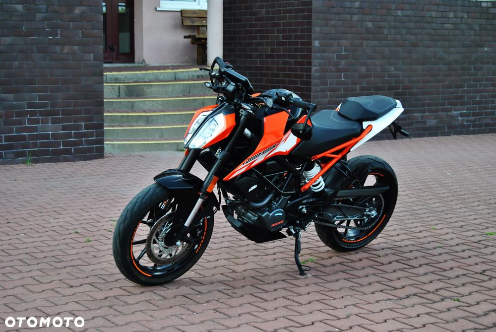KTM Duke - 4