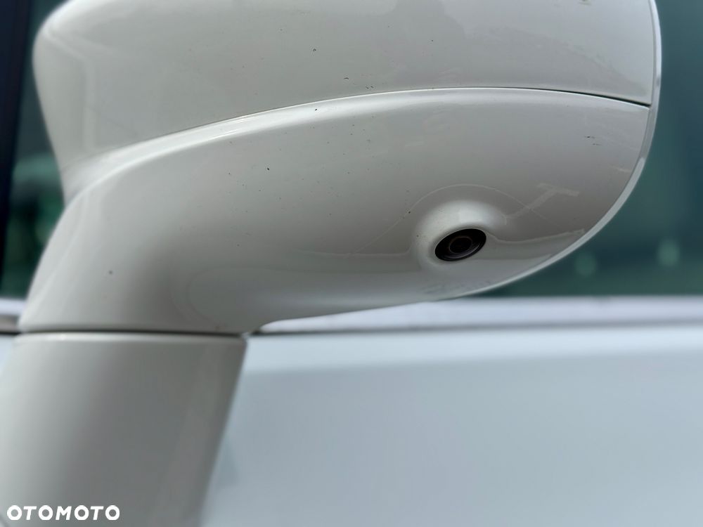 Chrysler Pacifica - 21