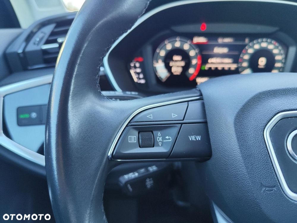 Audi Q3 Sportback - 15