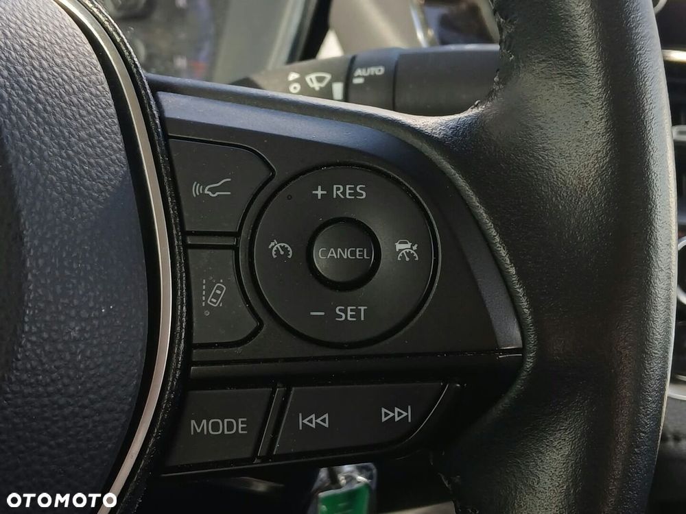 Toyota Corolla - 28