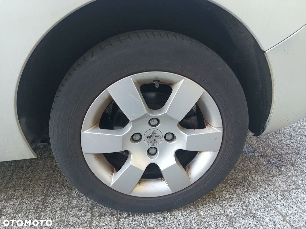 Peugeot 5008 HDI FAP 150 Active - 12