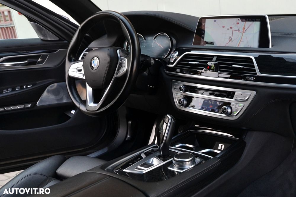 BMW Seria 7 740d xDrive - 24