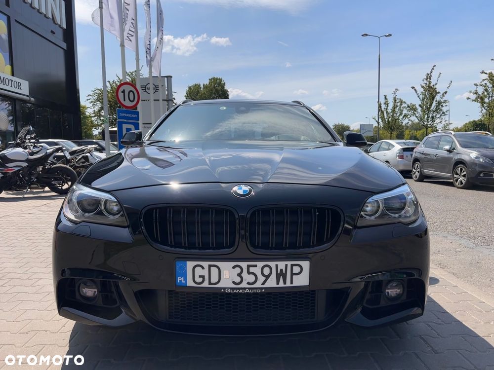 BMW Seria 5 520d xDrive - 1