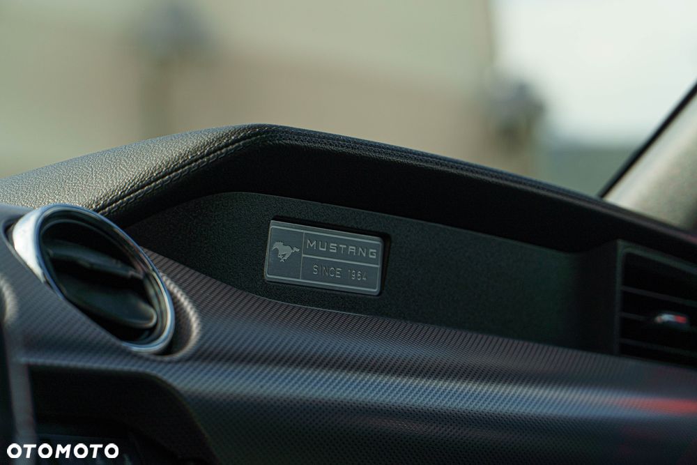 Ford Mustang 2.3 EcoBoost - 16