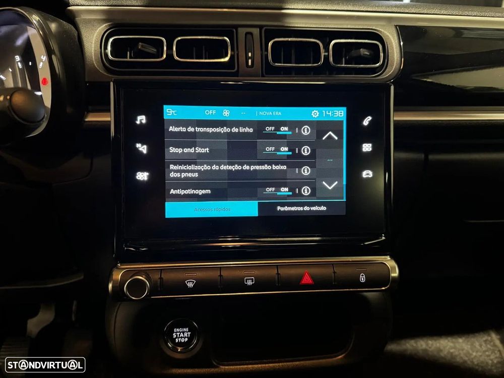 Citroën C3 1.2 PureTech Shine - 29